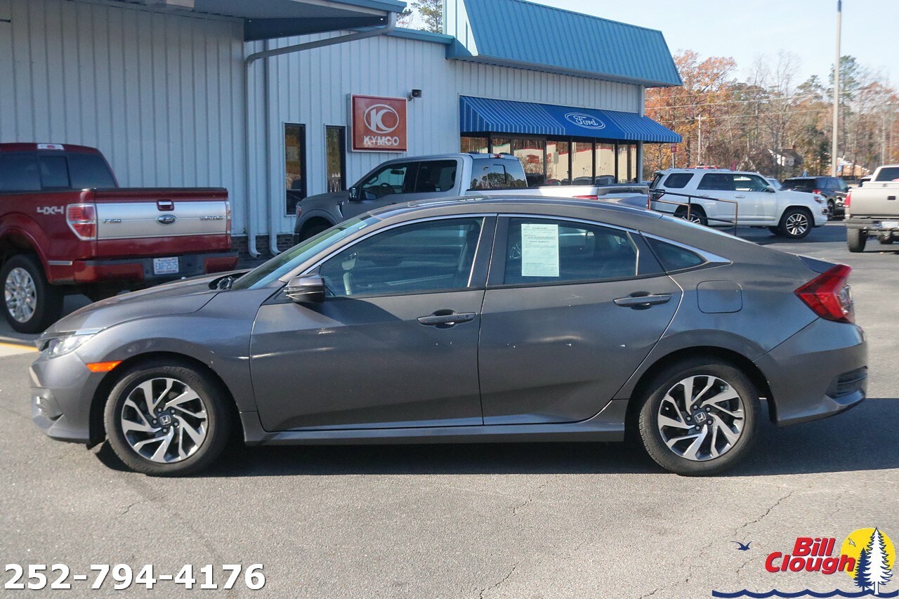 2017 Honda Civic EX photo 4