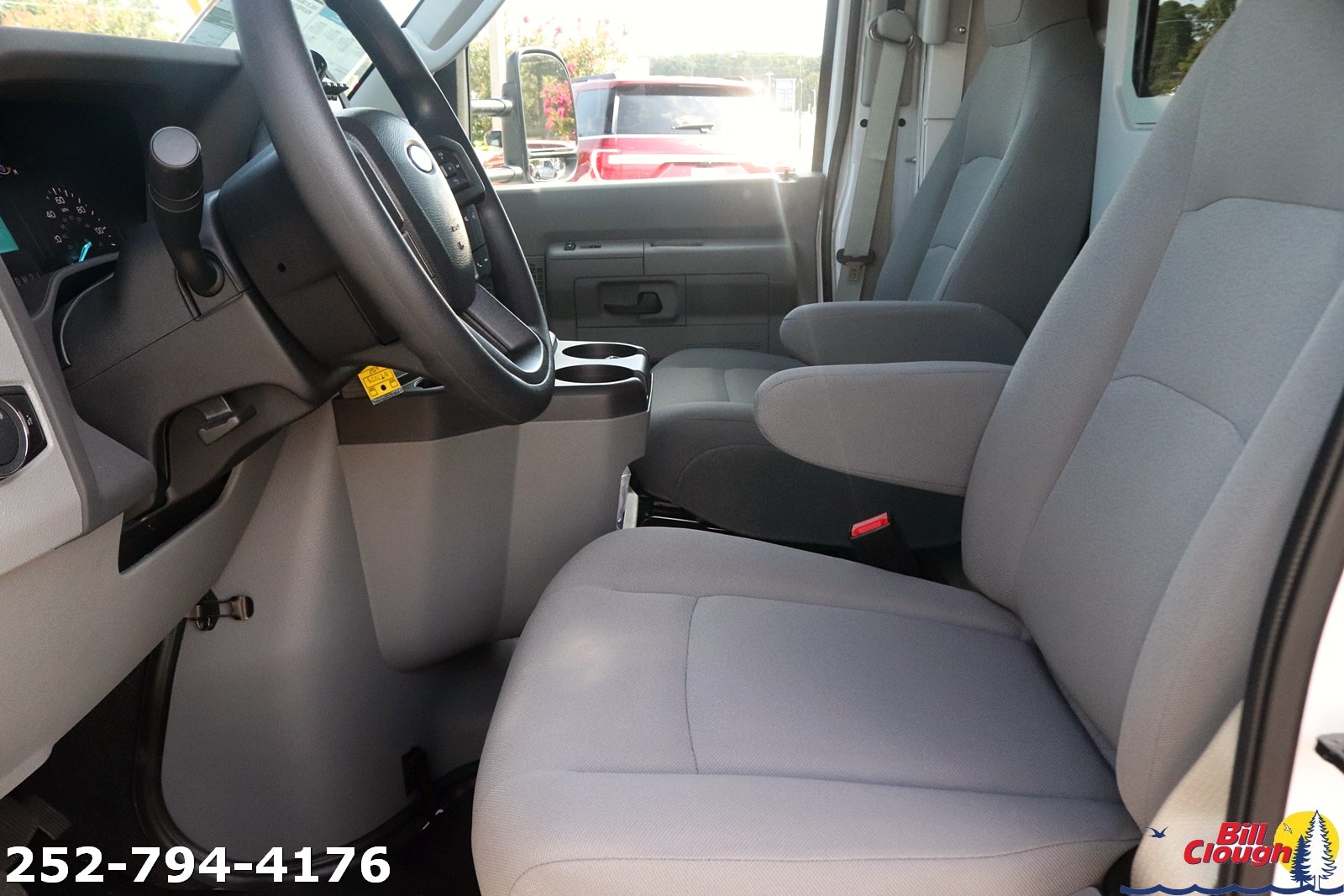 2025 Ford E-Series Cutaway Base - Photo 16