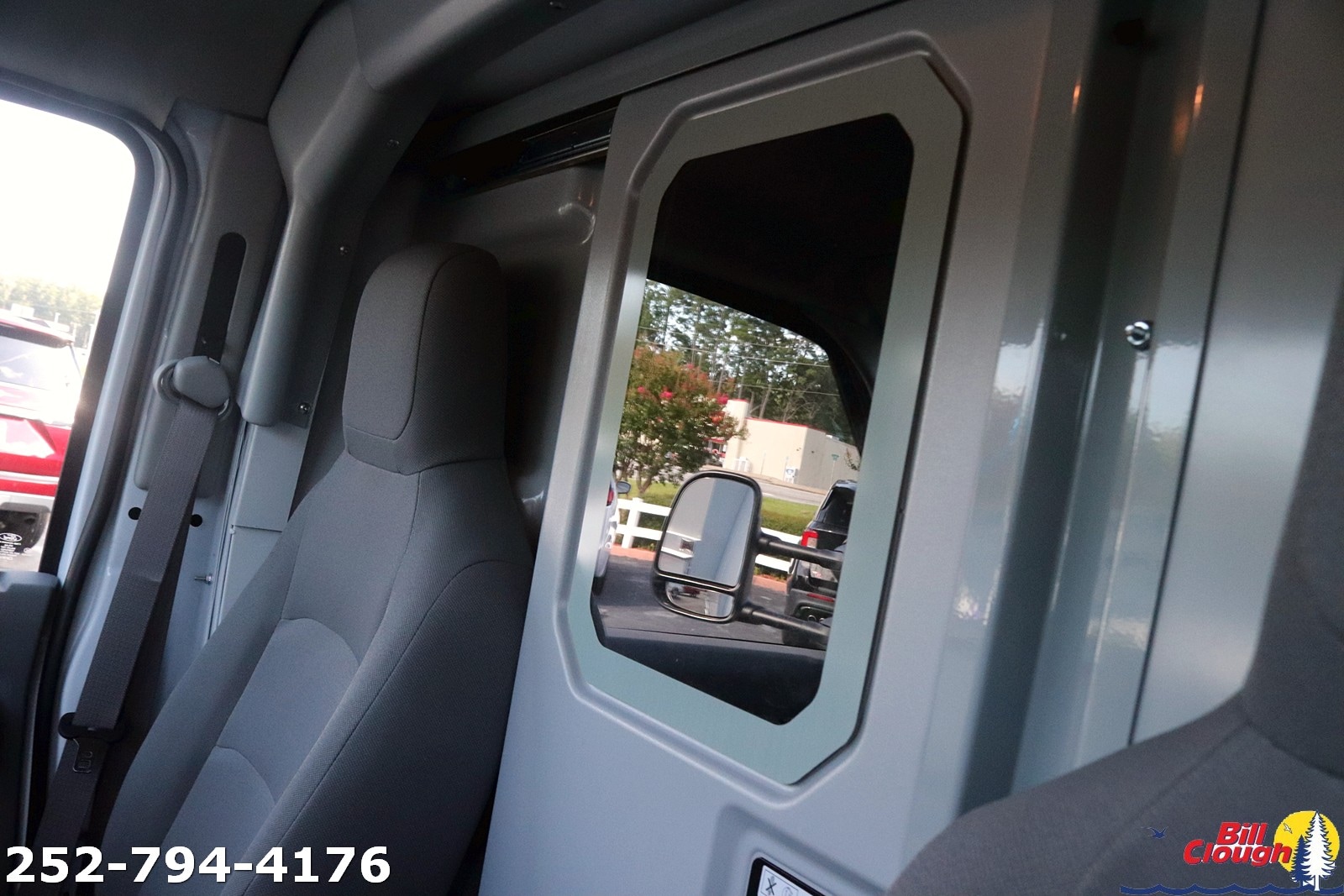 2025 Ford E-Series Cutaway Base - Photo 27