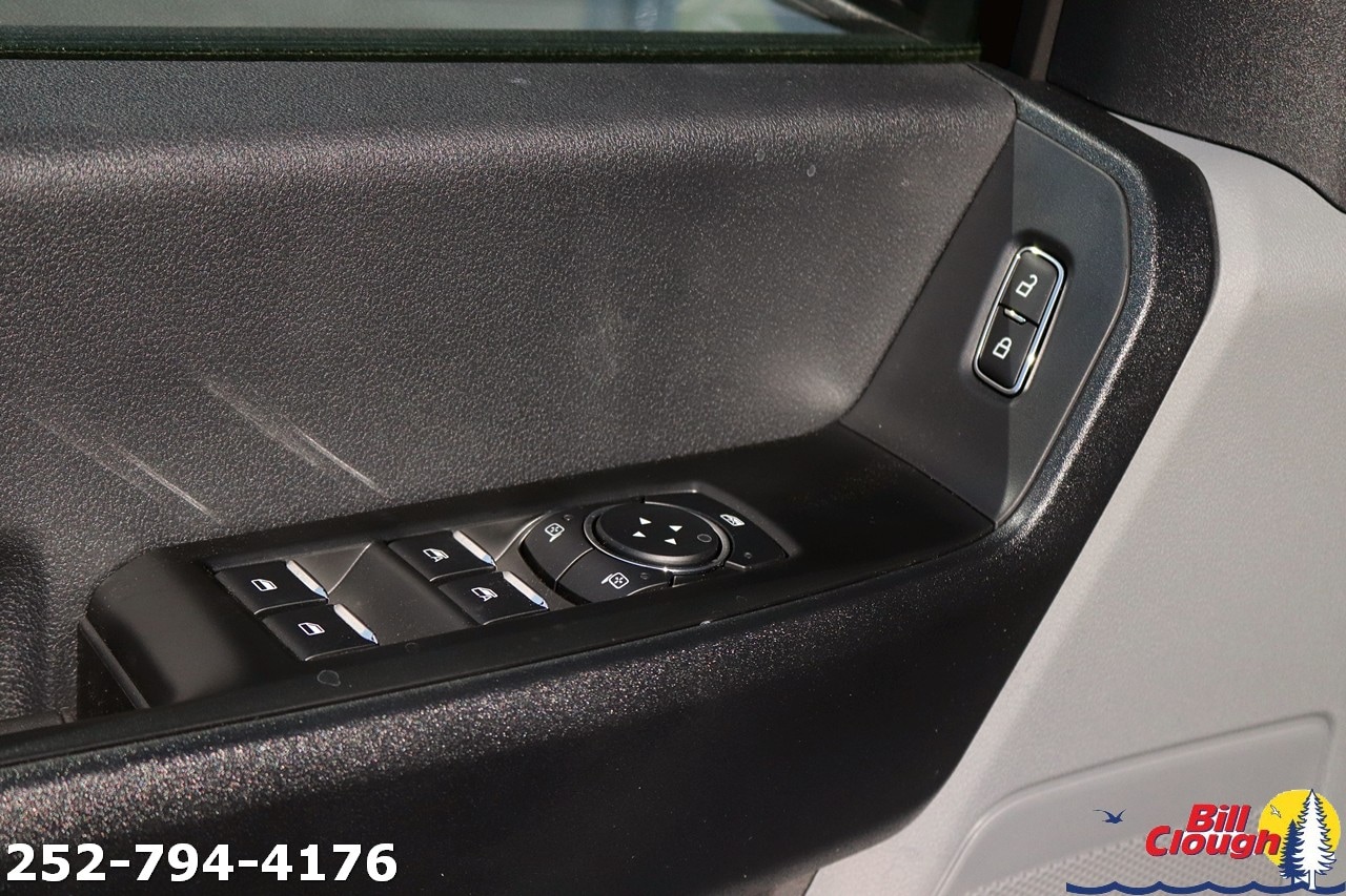 2025 Ford F-350 Super Duty Chassis Cab XL - Photo 14