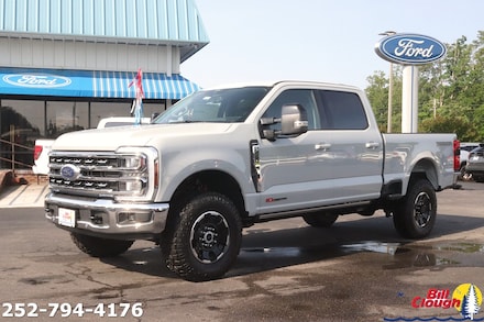 2025 Ford Super Duty F-250 Lariat TRUCK