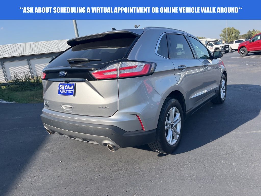 2020 Ford Edge SEL photo 3