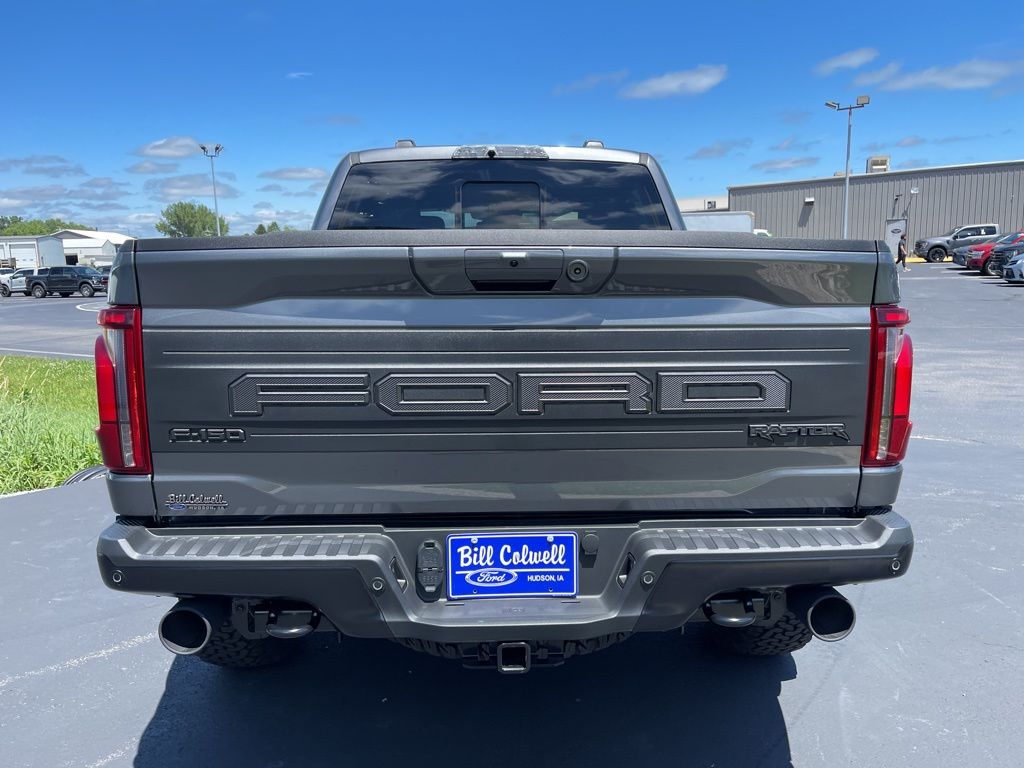 2025 Ford F-150 Raptor photo 4