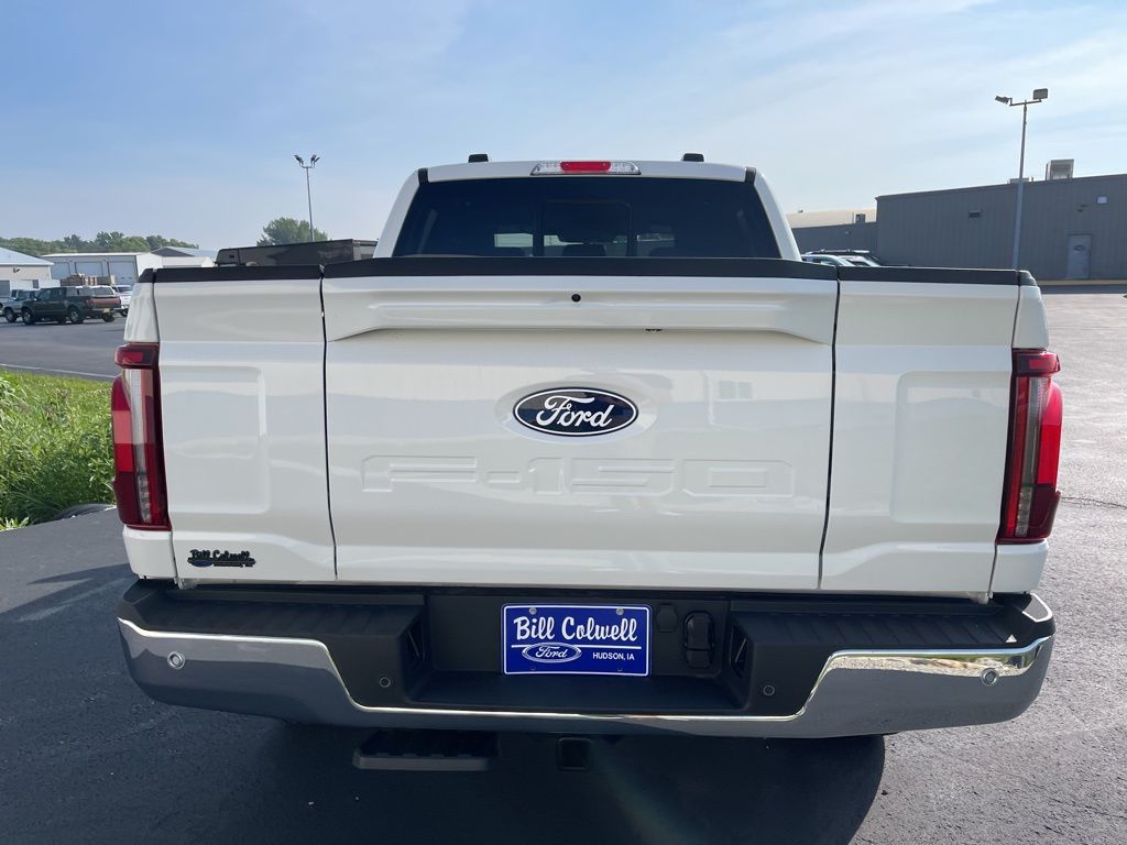 2025 Ford F-150 Lariat photo 4