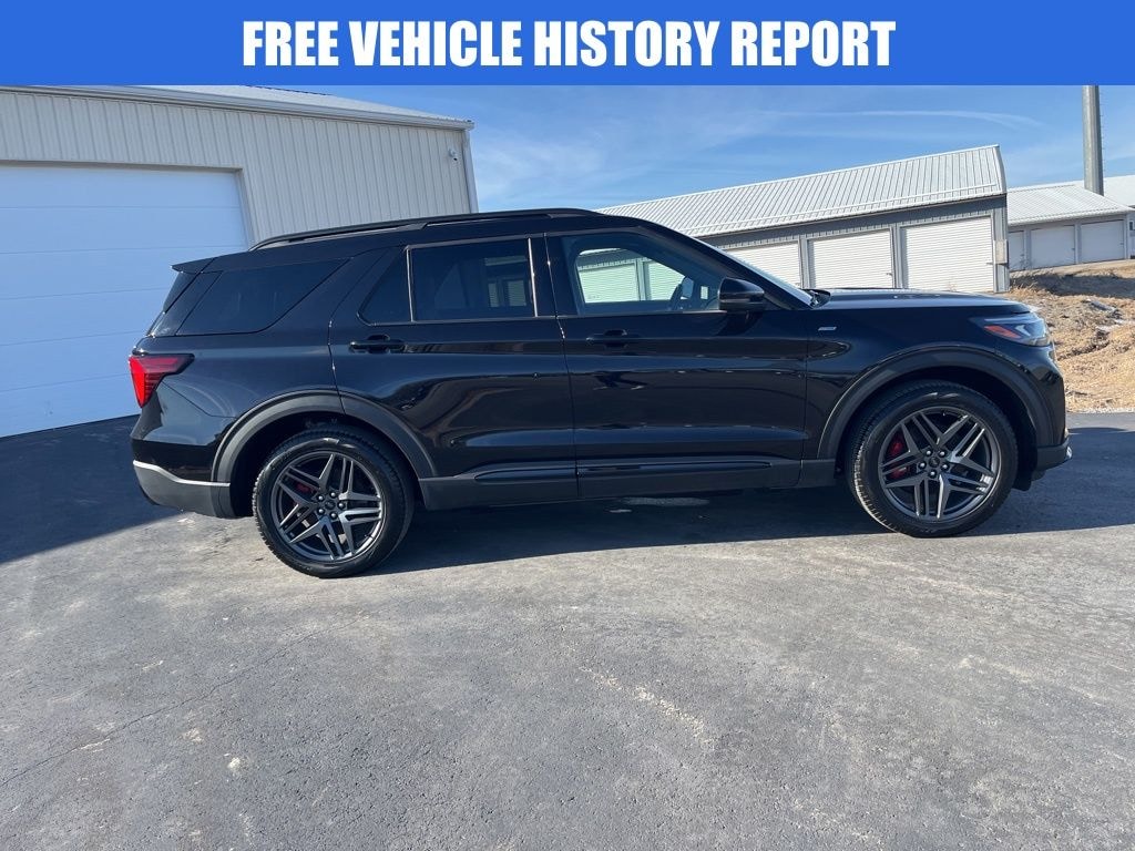 Used 2025 Ford Explorer ST-Line SUV
