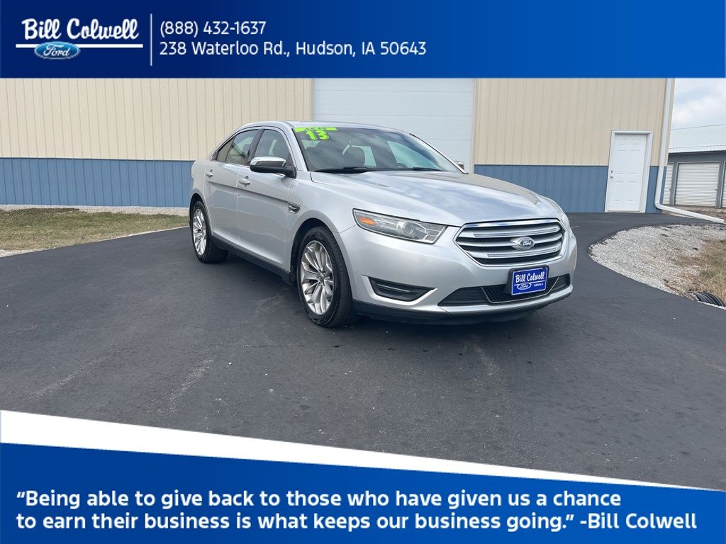 2013 Ford Taurus Limited's photo