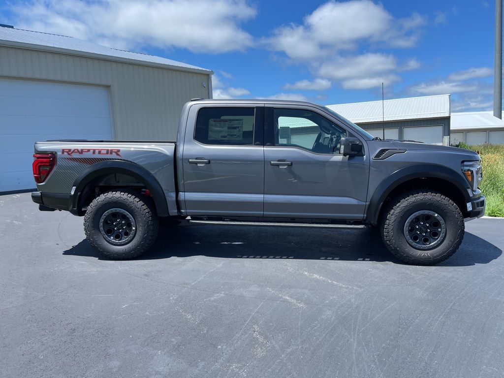 2025 Ford F-150 Raptor photo 2