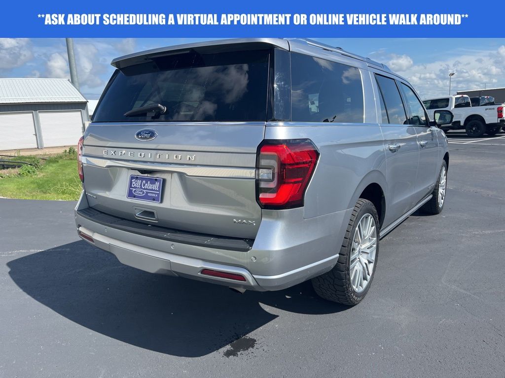 2023 Ford Expedition MAX Platinum photo 3