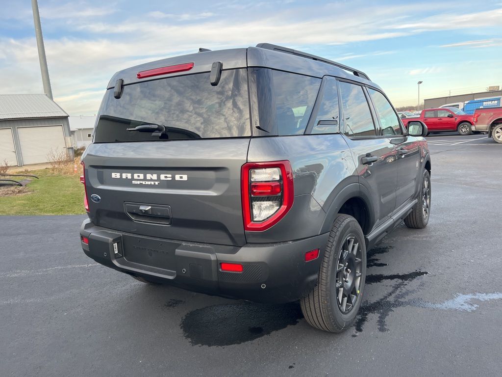 2025 Ford Bronco Sport Big Bend photo 2
