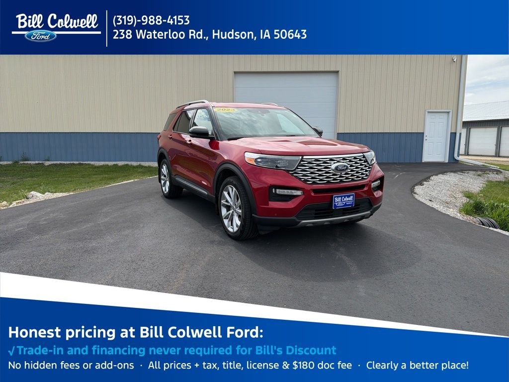 2023 Ford Explorer Platinum 4WD's photo