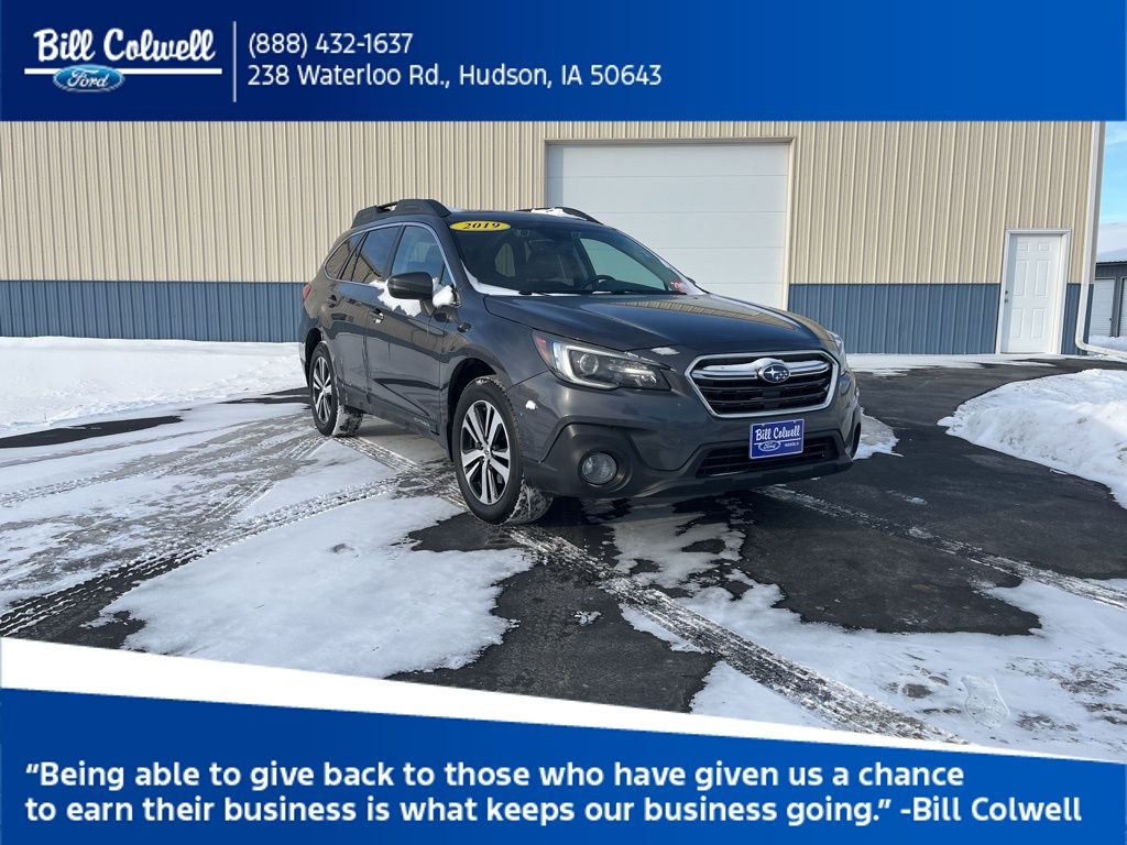 2019 Subaru Outback Limited's photo