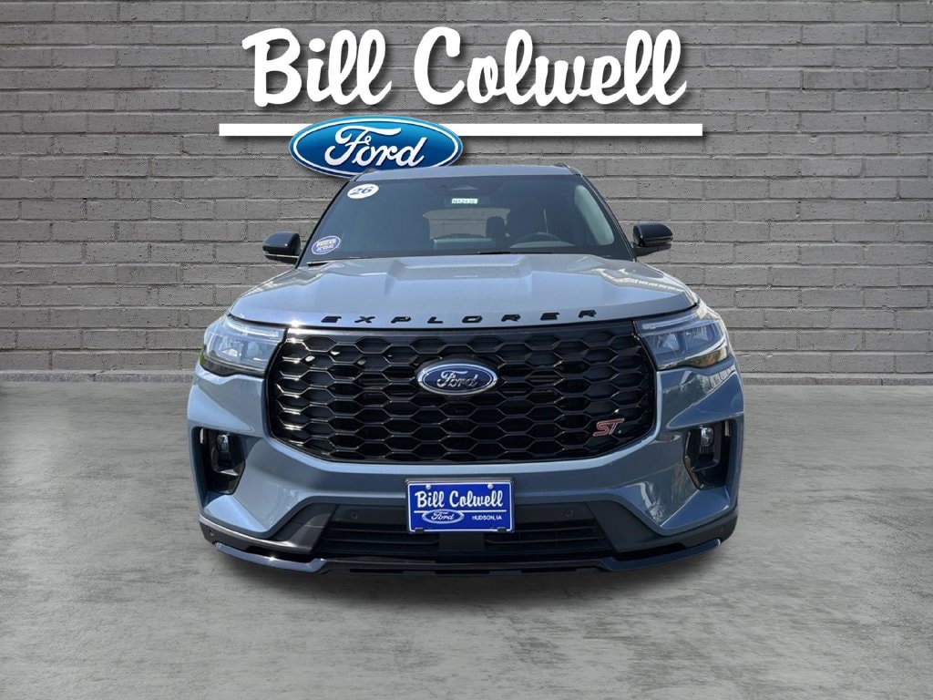 2026 Ford Explorer ST - Photo 8