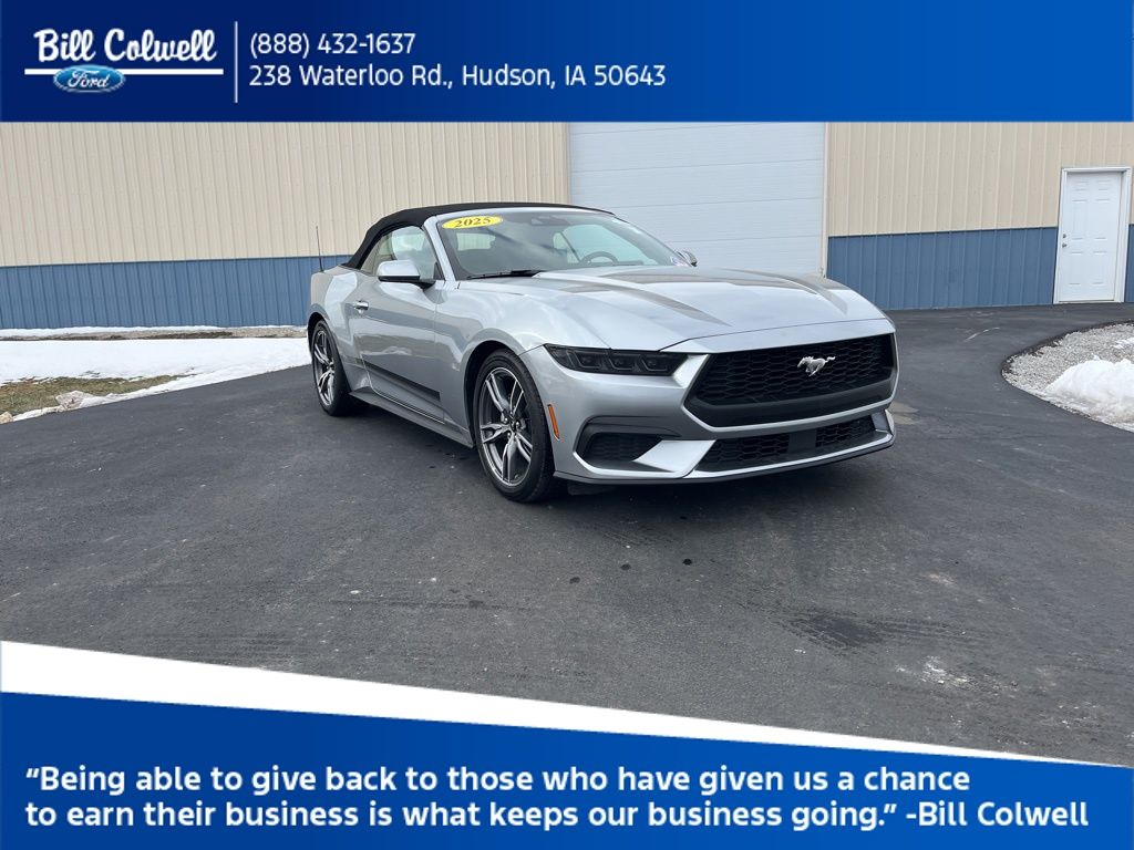 2025 Ford Mustang EcoBoost Premium's photo