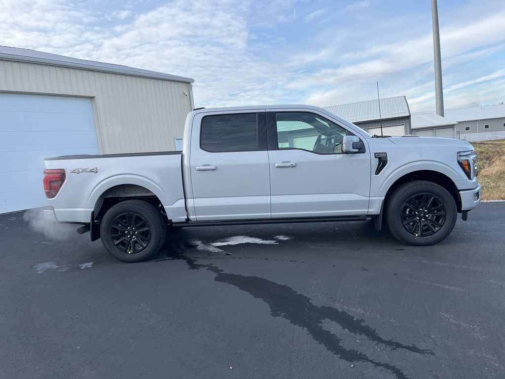 2025 Ford F-150 Platinum photo 3