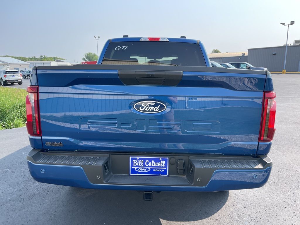 2025 Ford F-150 STX photo 4