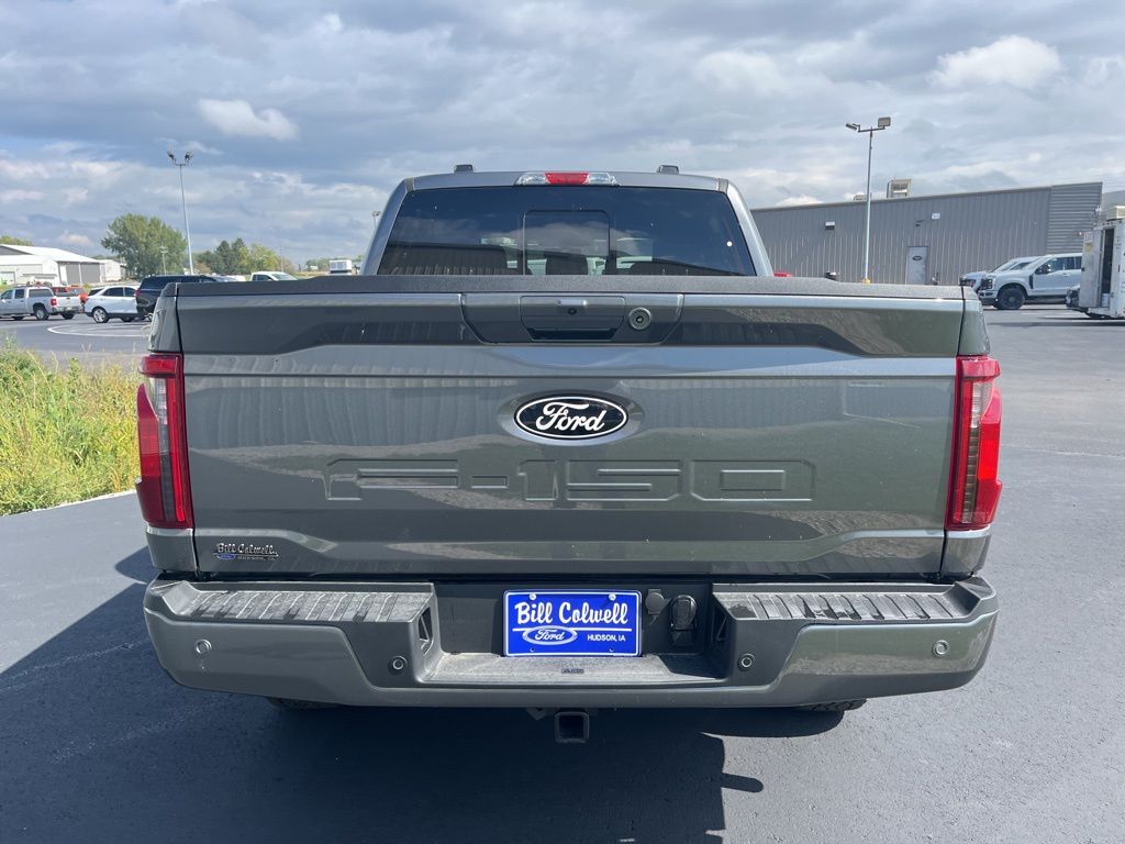 2025 Ford F-150 XLT photo 3