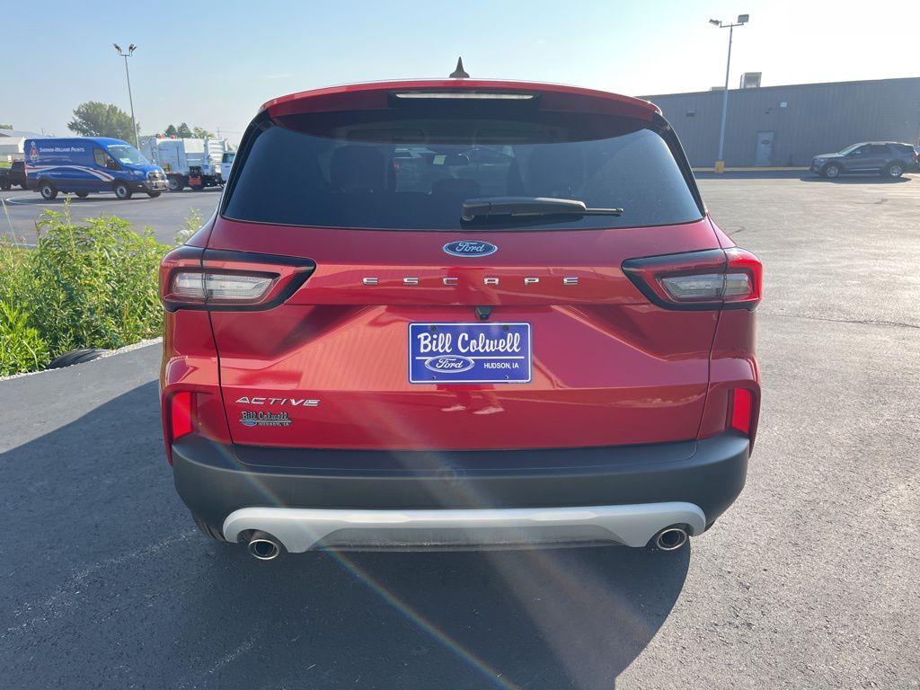 2025 Ford Escape Active photo 4
