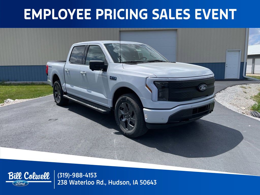 2025 Ford F-150 Lightning Flash's photo