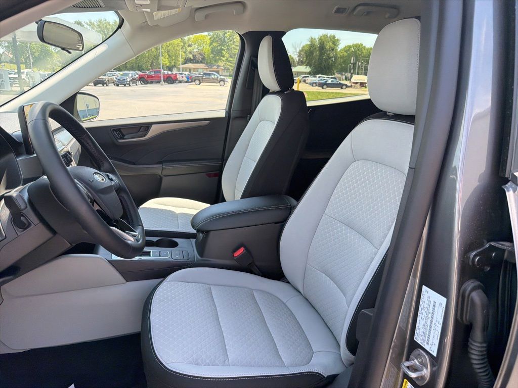 2026 Ford Escape Active - Photo 10