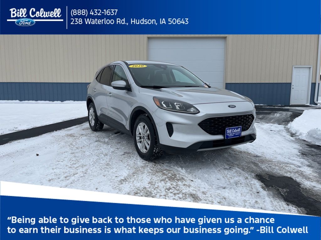 2020 Ford Escape SE's photo