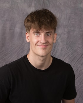 Staff member Gavin Thorpe from ID_e2beeb08e106