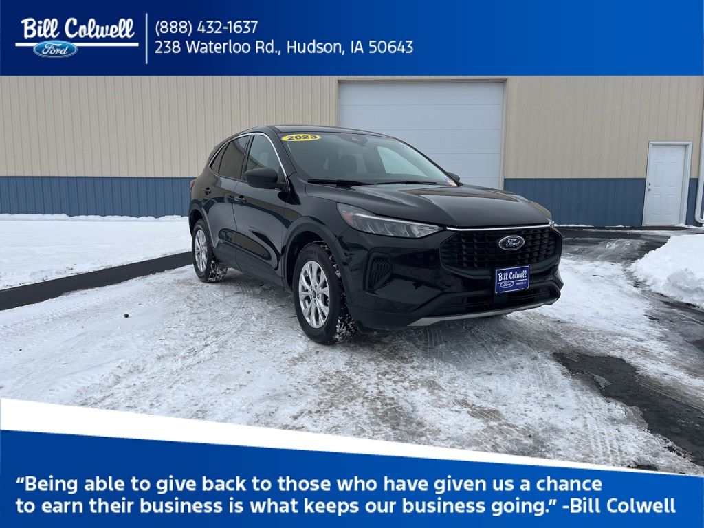 2023 Ford Escape Active's photo