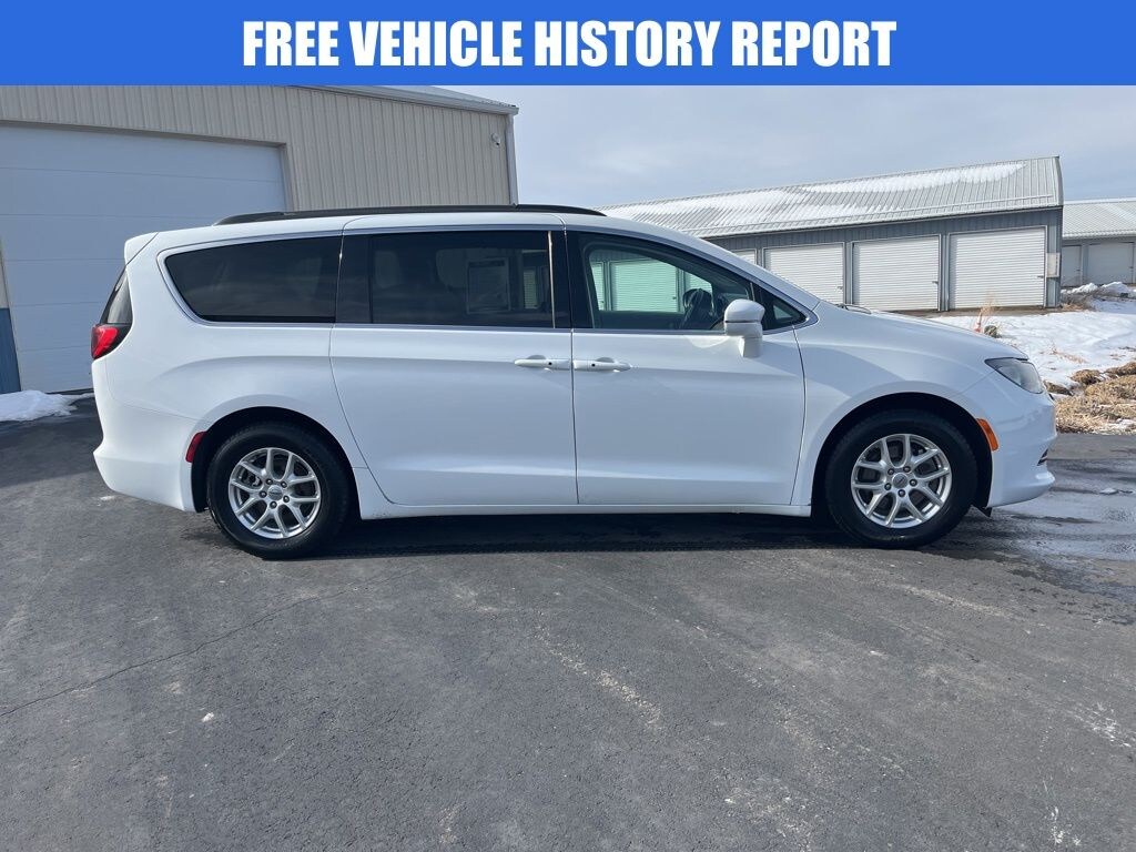 Used 2021 Chrysler Voyager LXI Minivan/Van