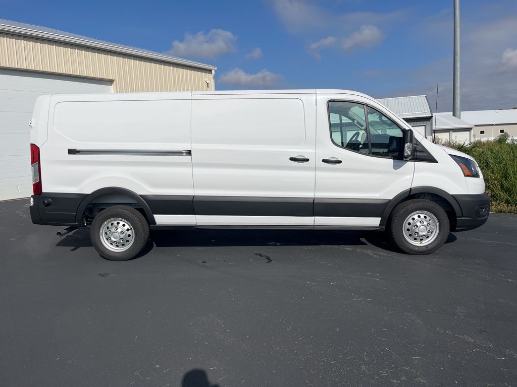 2025 Ford Transit photo 2