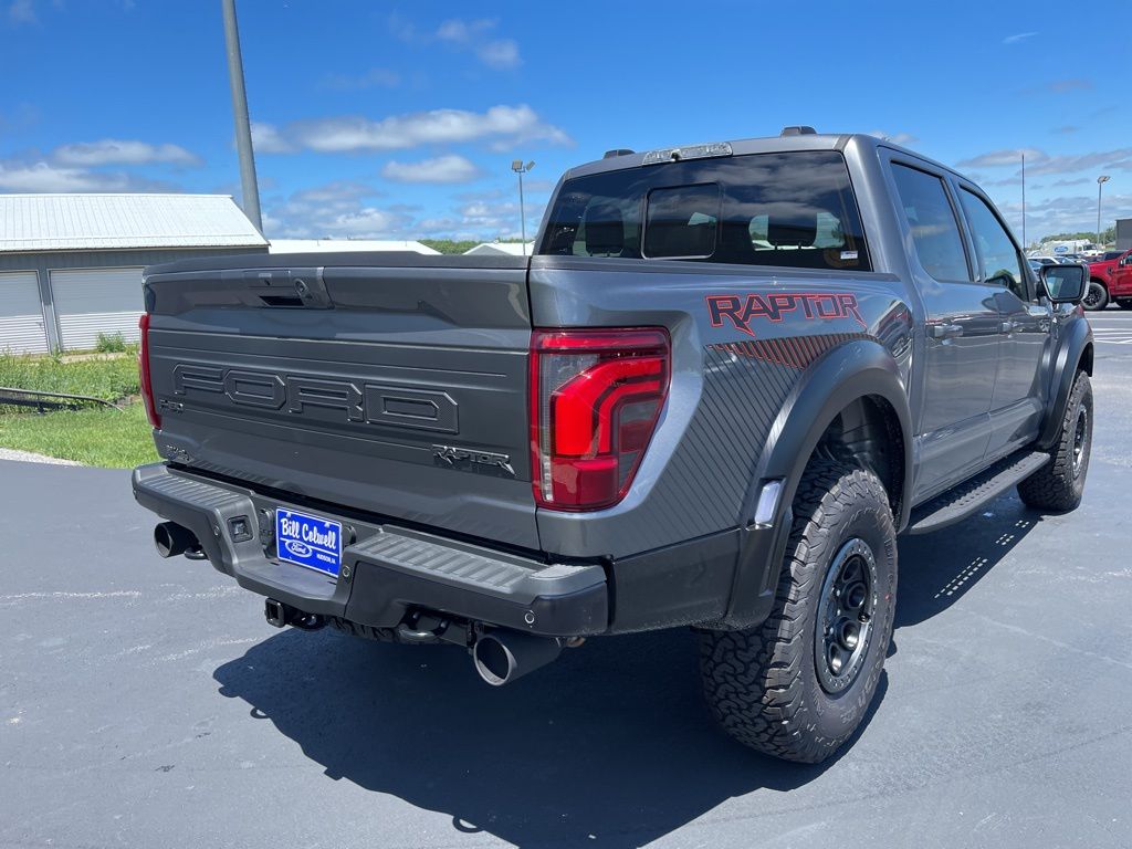 2025 Ford F-150 Raptor photo 3