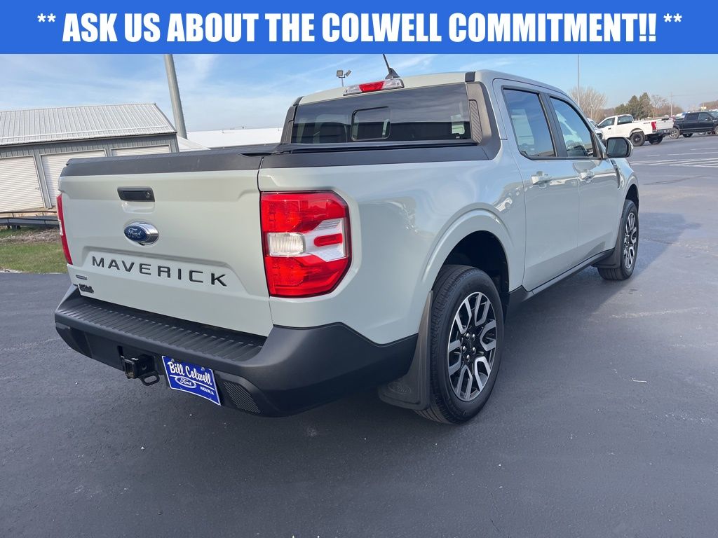 2023 Ford Maverick Lariat photo 2
