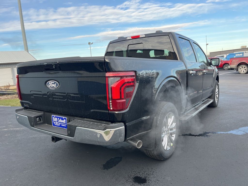 2025 Ford F-150 Lariat photo 4