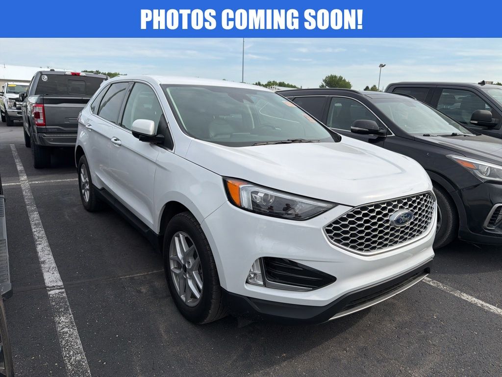 2024 Ford Edge SEL AWD's photo