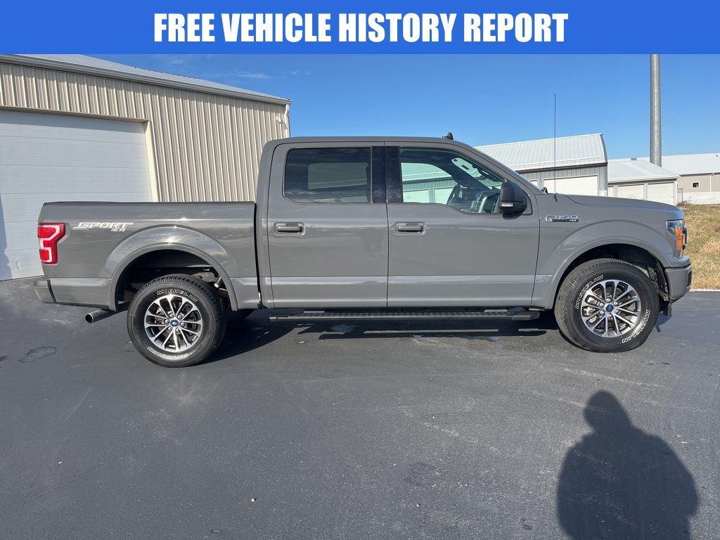 2020 Ford F-150 XLT photo 2