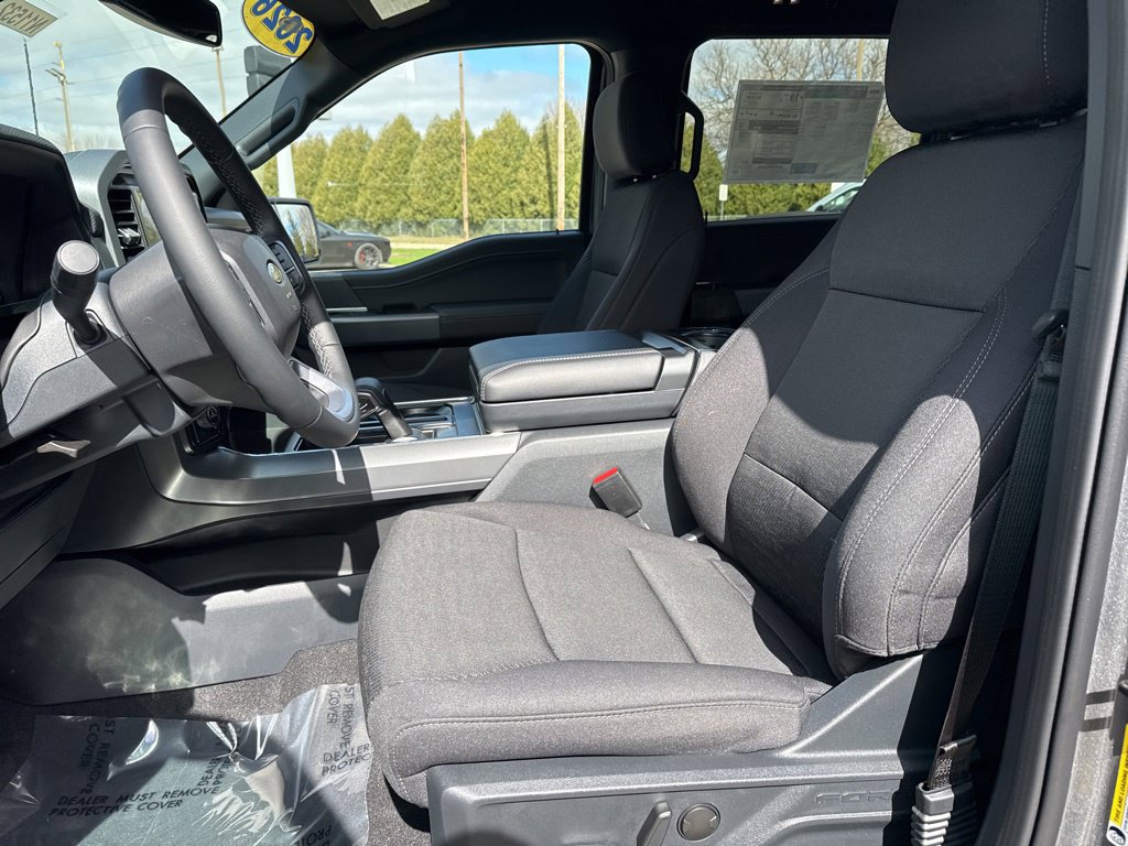 2026 Ford F-150 XLT - Photo 7