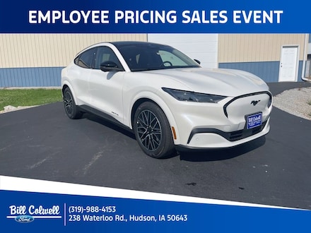 2025 Ford Mustang Mach-E Premium SUV