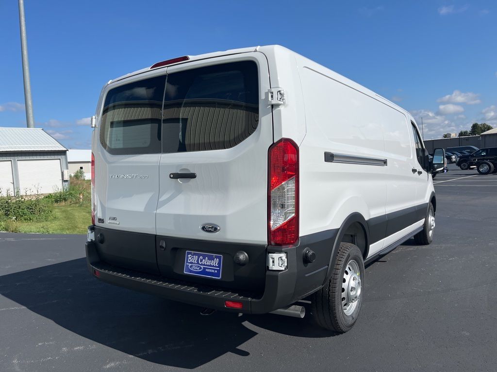 2025 Ford Transit photo 3