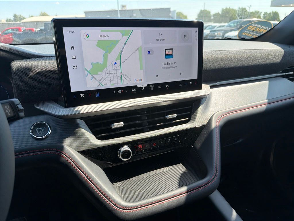 2026 Ford Explorer ST - Photo 18