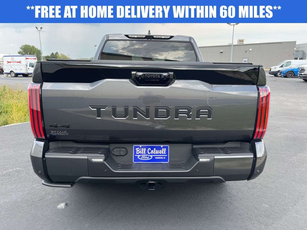 2024 Toyota Tundra Platinum photo 4