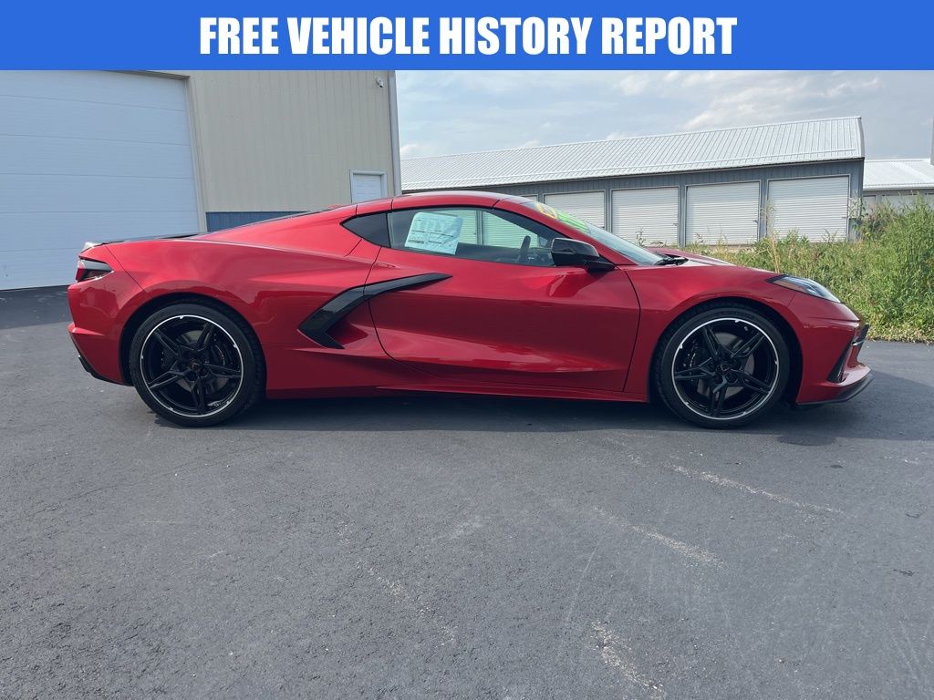 2024 Chevrolet Corvette Stingray Coupe photo 2