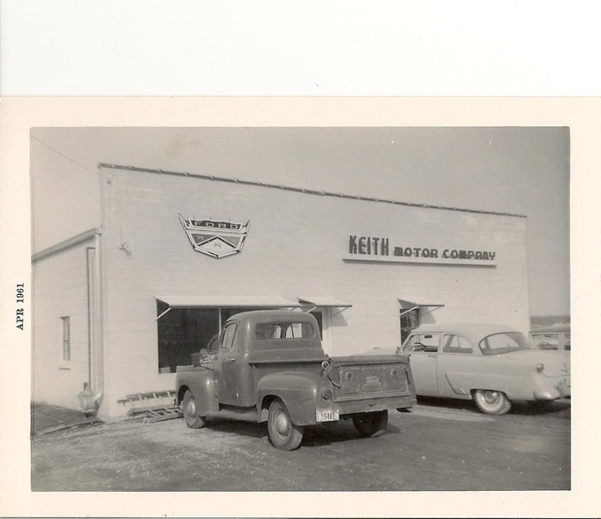 Keith Motor Company's new Ford dealership by the highway in Hudson, 1960