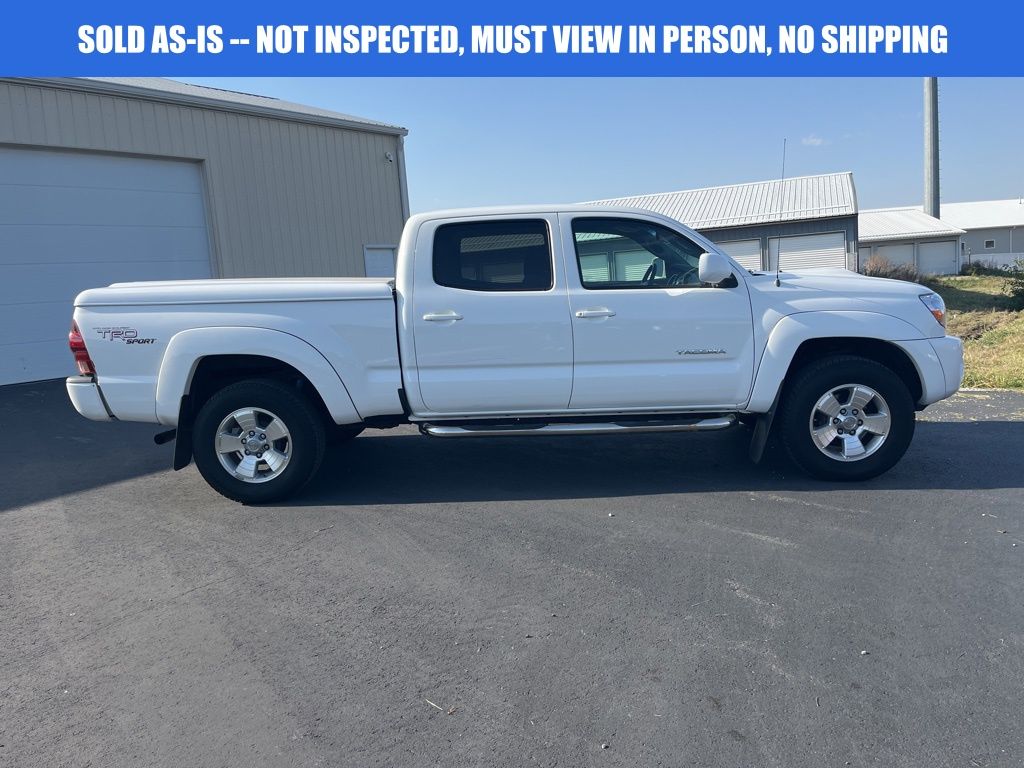 2008 Toyota Tacoma PreRunner photo 2