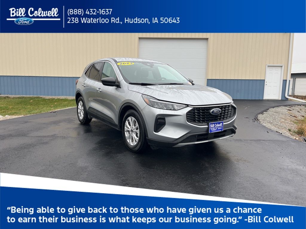 2023 Ford Escape Active's photo