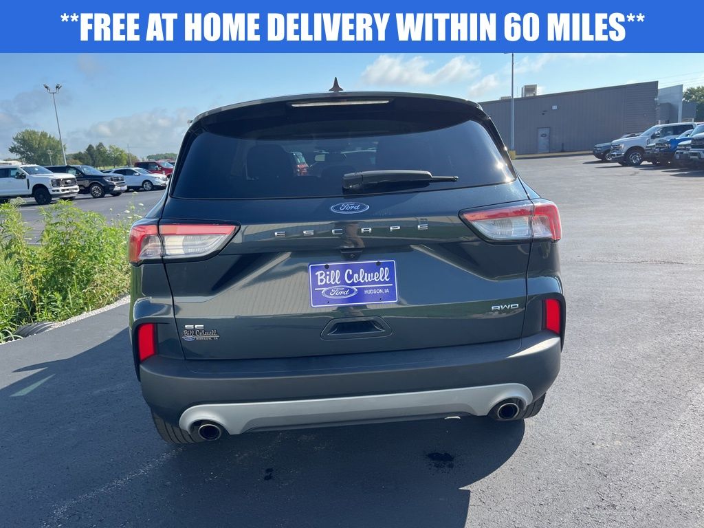 2022 Ford Escape SE photo 4