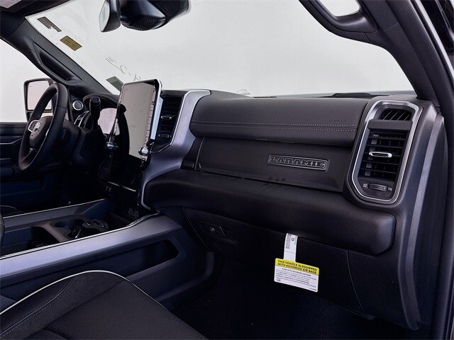 2026 RAM 2500 Laramie - Photo 29