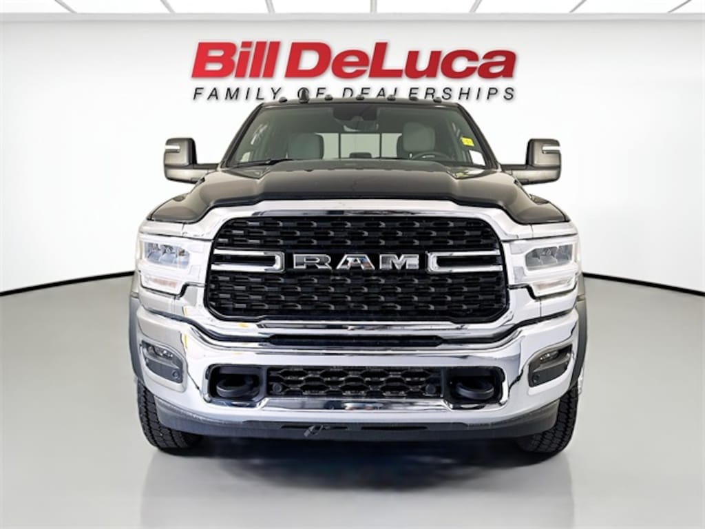 New 2024 Ram 5500 Chassis Cab 5500 SLT CHASSIS CREW CAB 4X4 60' CA Pickup