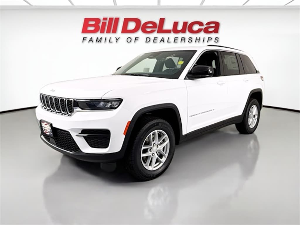 New 2025 Jeep Grand Cherokee LAREDO X 4X4 Sport Utility