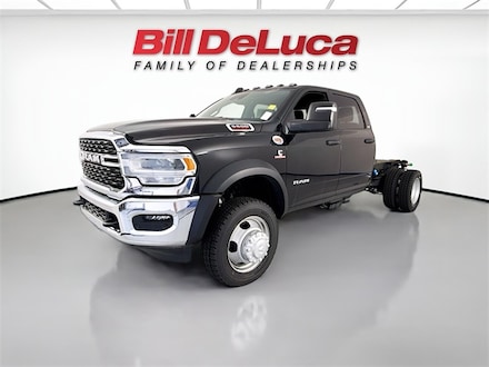 2024 Ram 5500 Chassis Cab 5500 SLT CHASSIS CREW CAB 4X4 60' CA