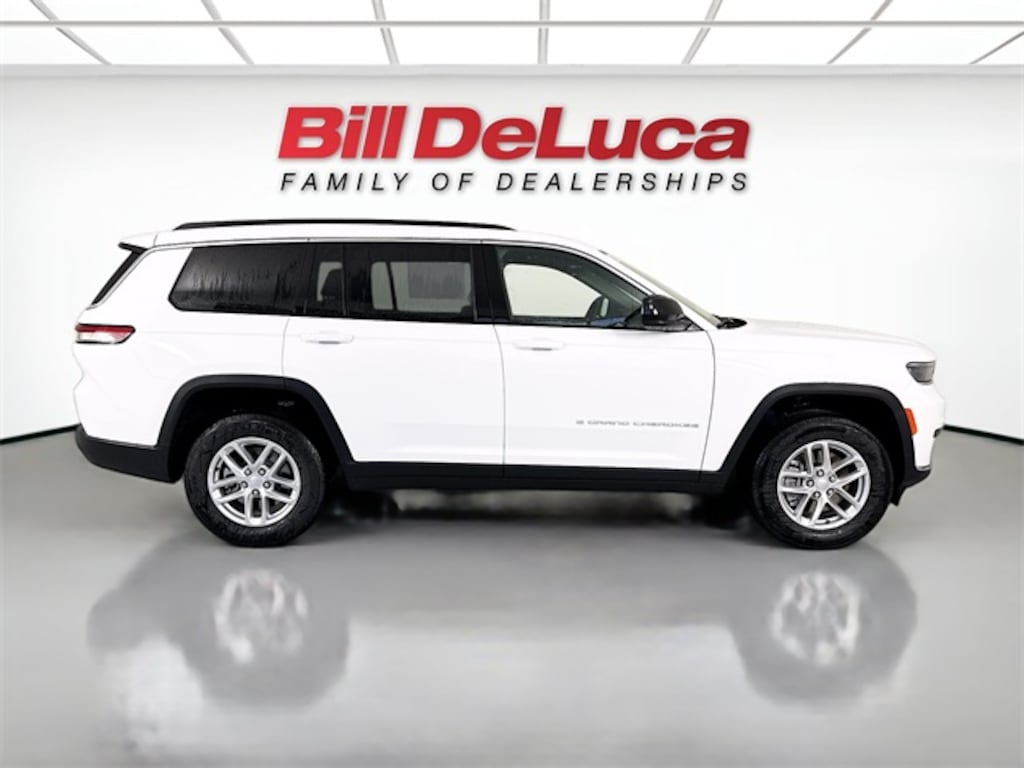 New 2025 Jeep Grand Cherokee L LAREDO X 4X4 Sport Utility