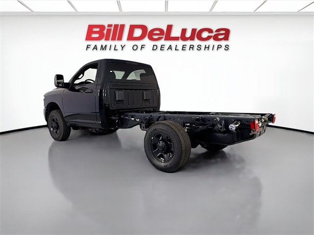 2025 RAM 3500 Chassis Tradesman - Photo 7
