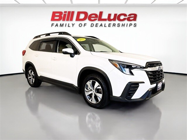 2023 Subaru Ascent Premium photo 3